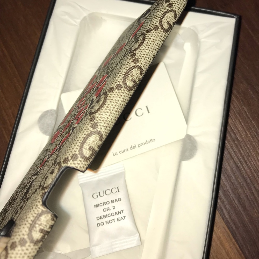 Gucci Kingsnake Print iPhone 7/8 & SE Case New In Box - Picture 9 of 9